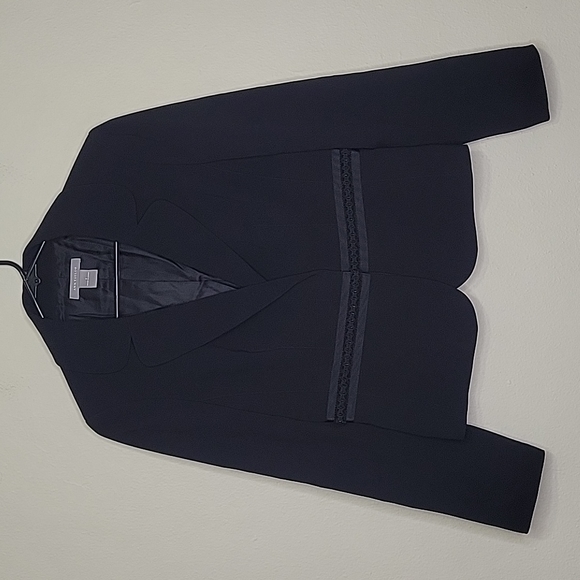 Ann Taylor Embellished Blazer, Size 2 - Picture 10 of 11